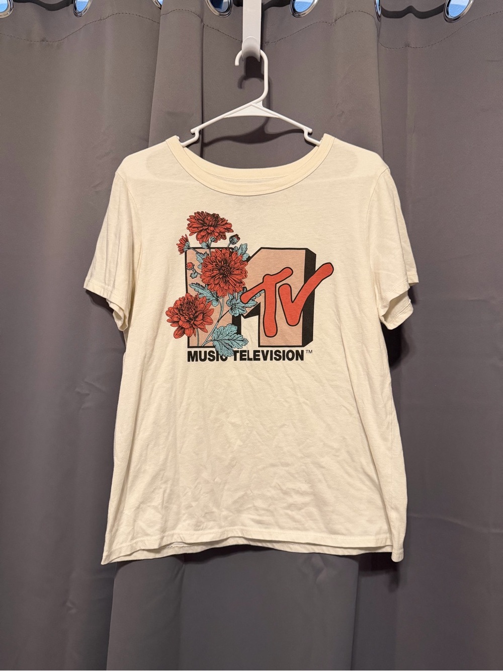 MTV Cream Tee with Red Floral Logo